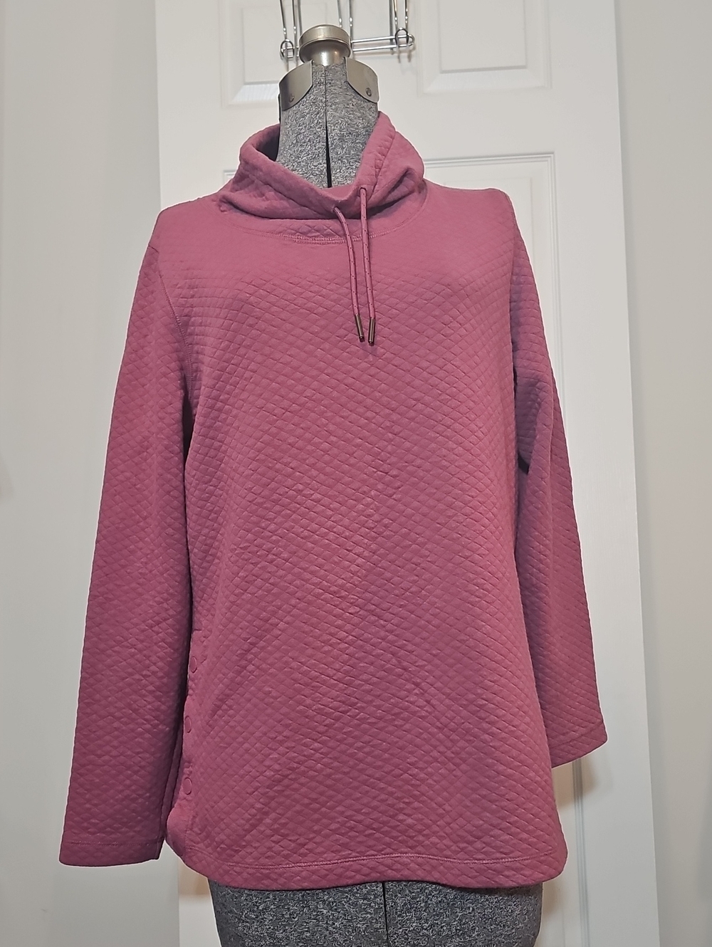 L.L.Bean Mauve Pink Cowl Neck Sweatshirt Pullover Size M